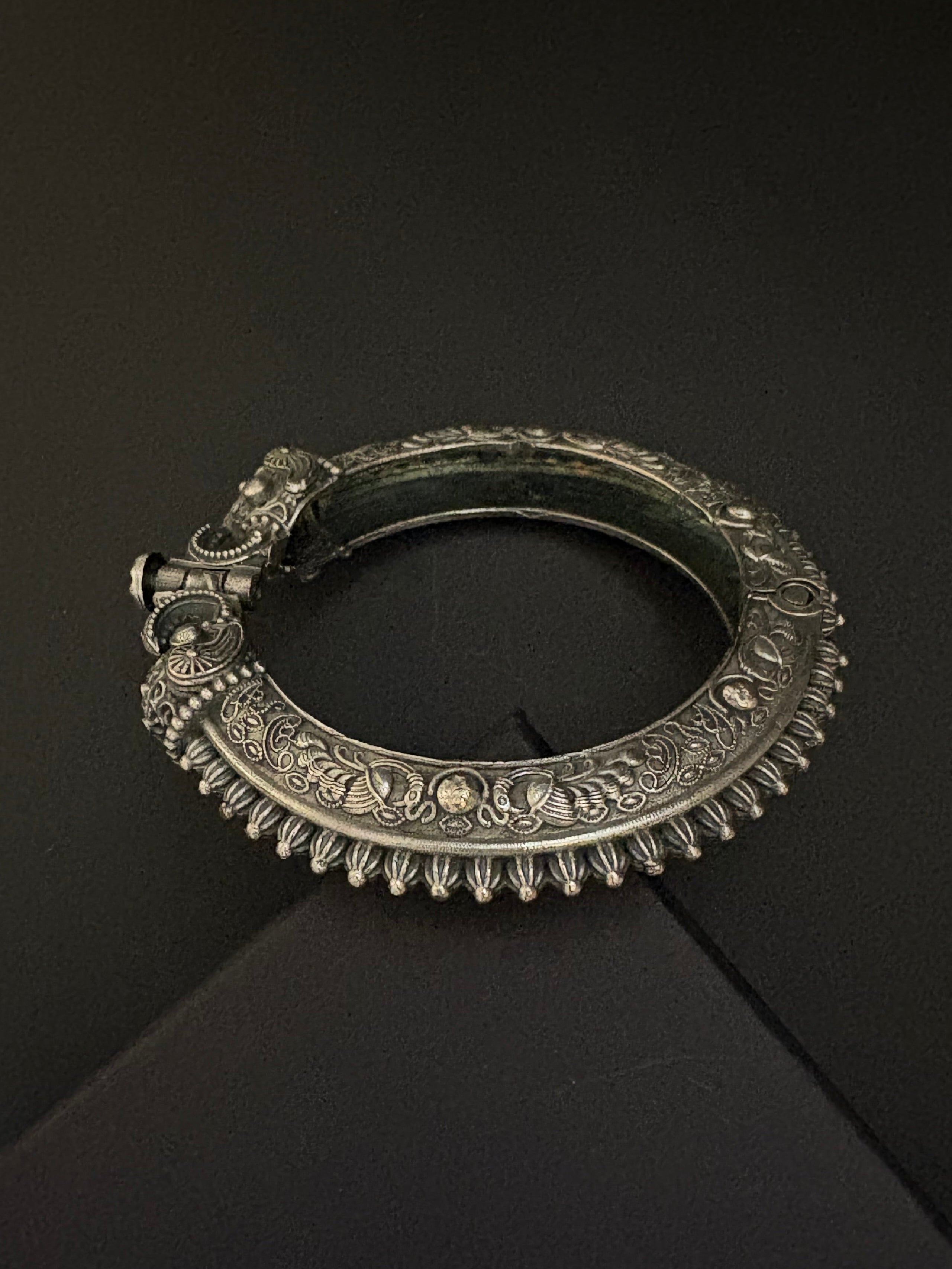 Crafted Elephant Head Kada