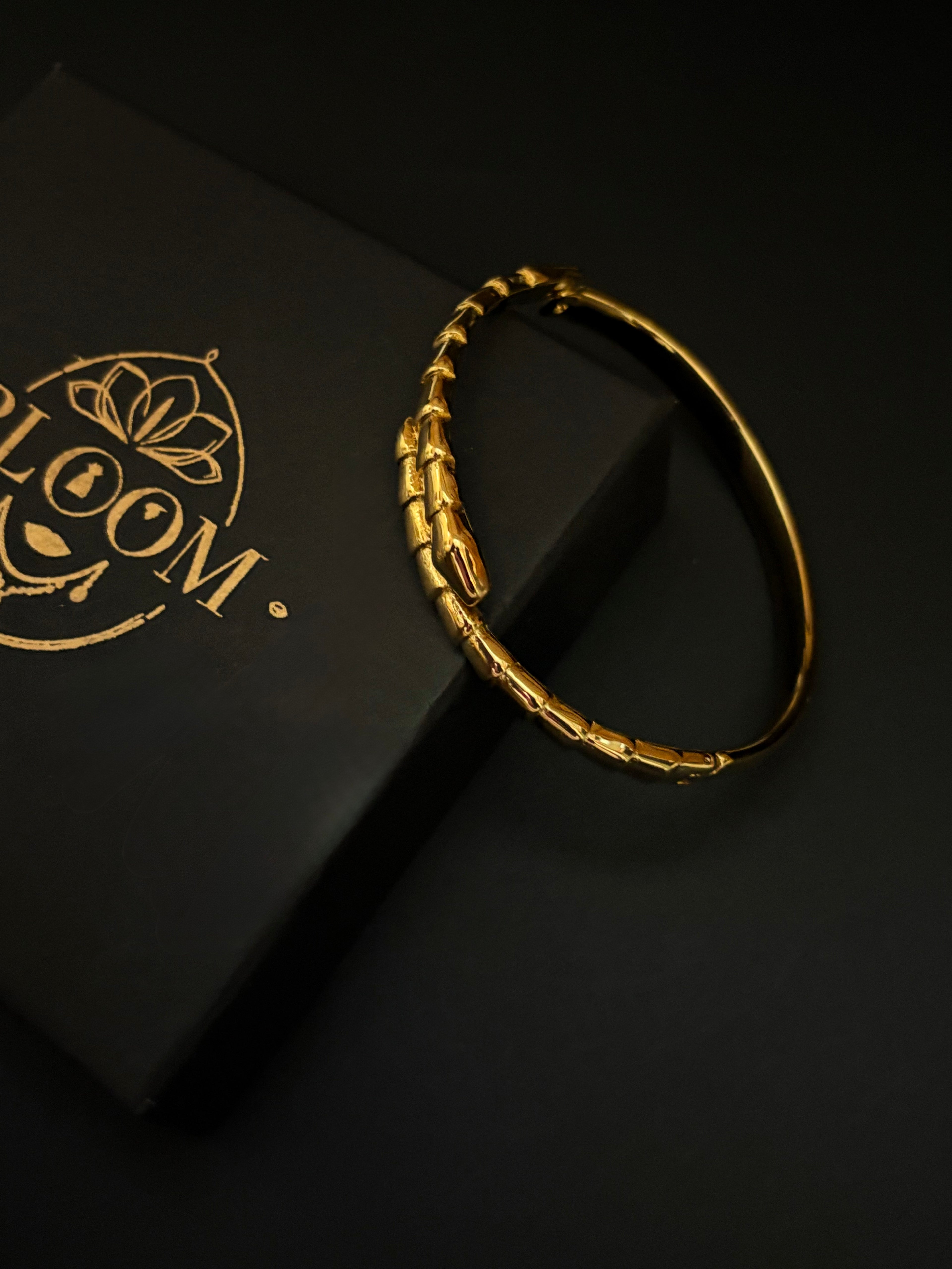Serpentis Gold Bangle