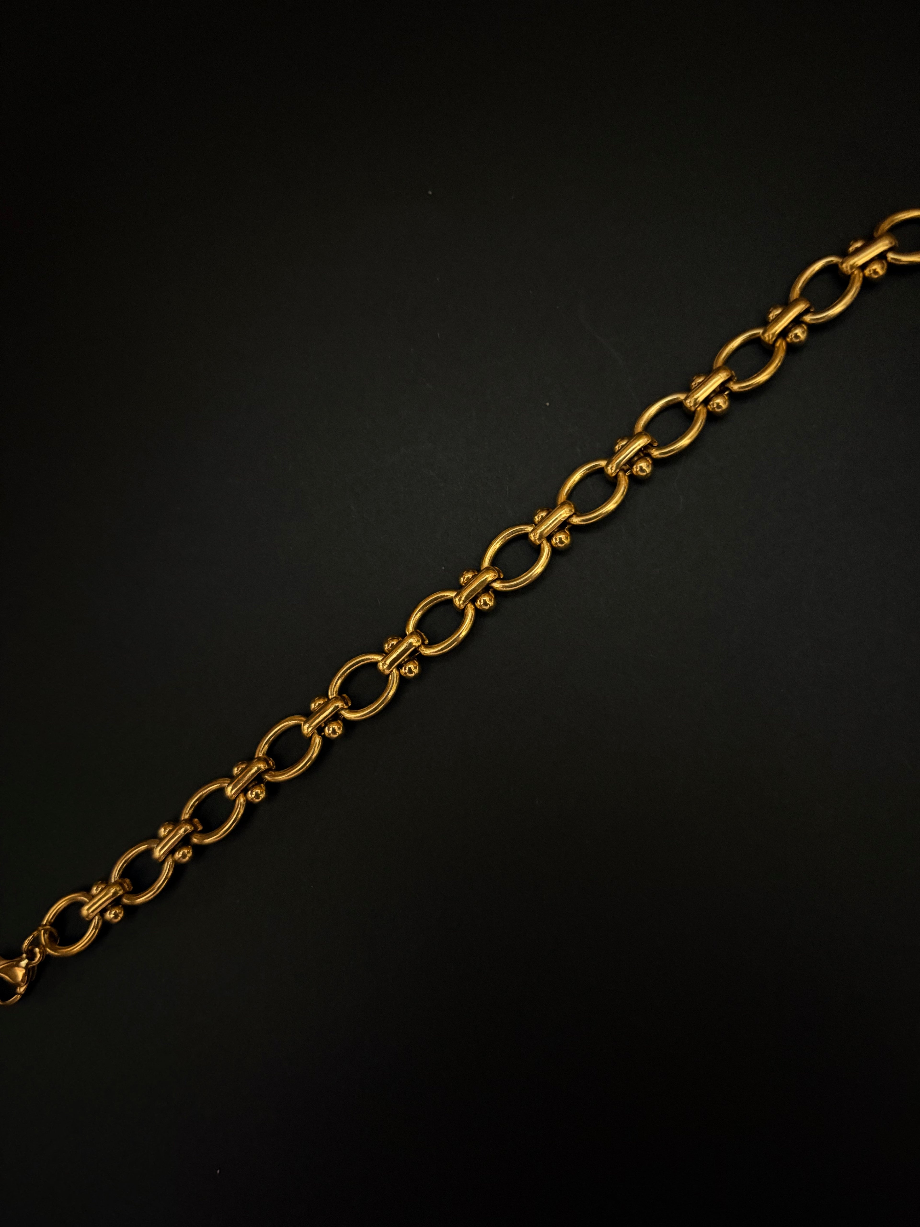 Eterna Circle Bracelet