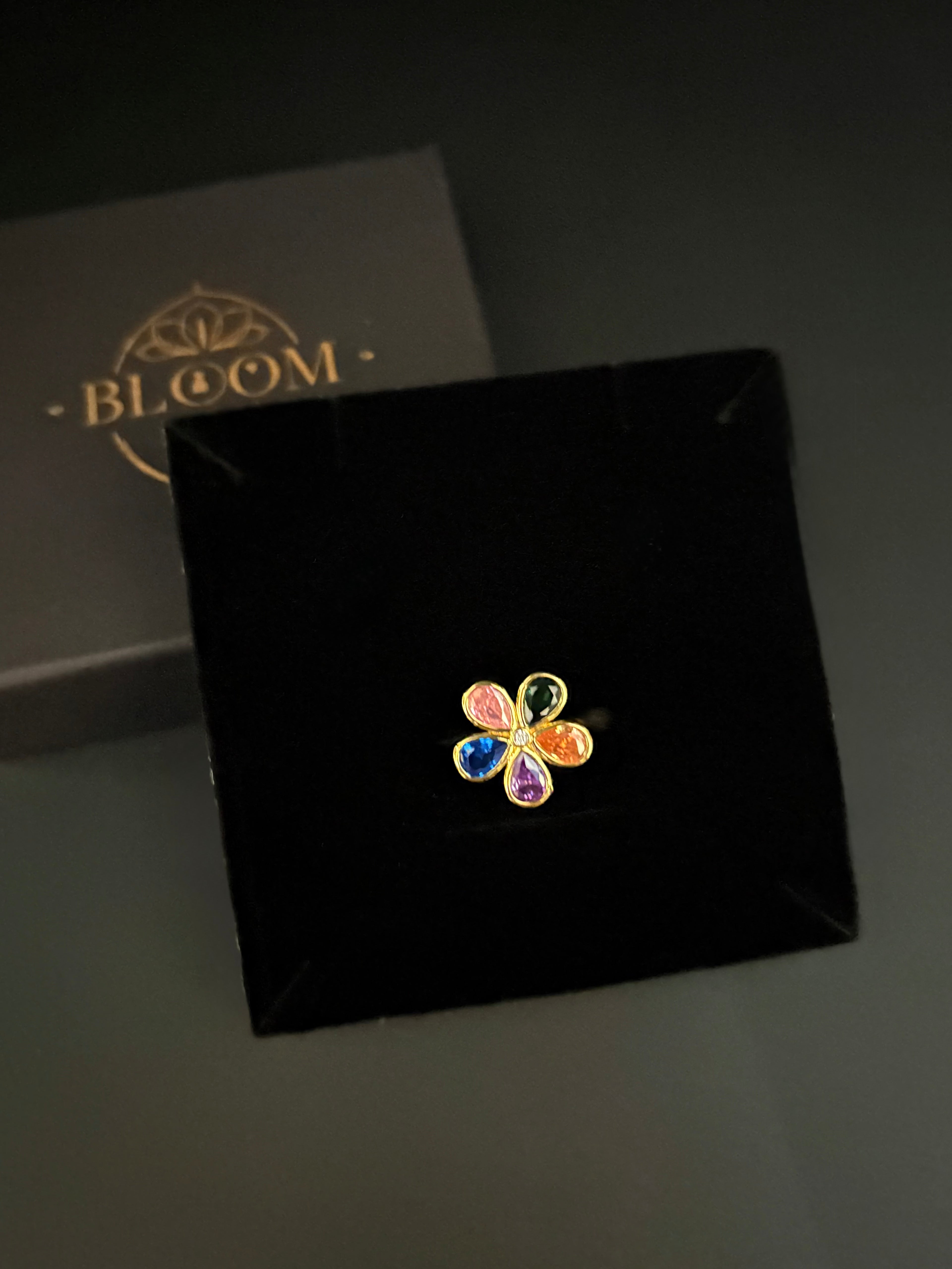 The Happy Petal Ring