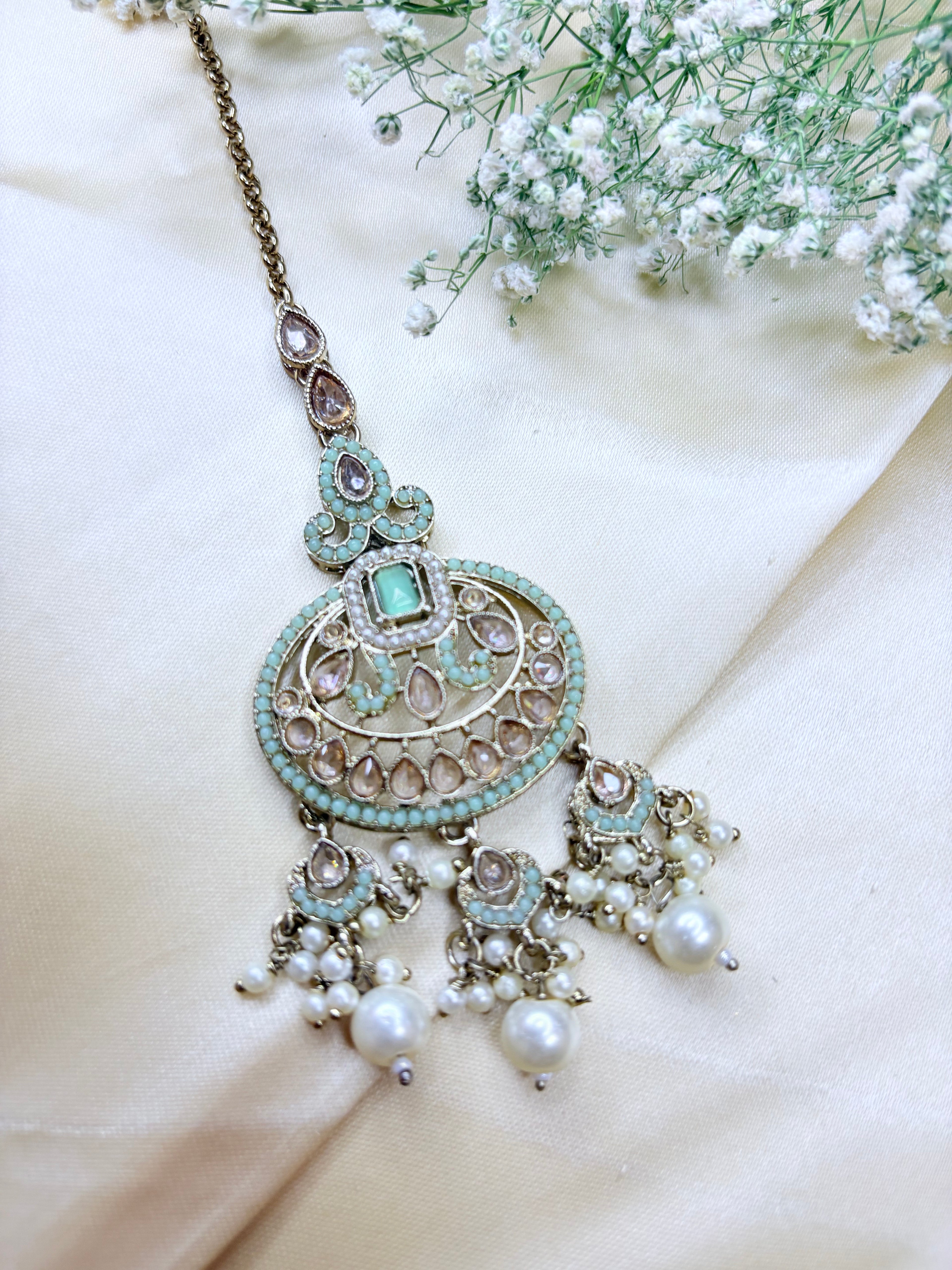 Mint Green Kundan Choker Necklace Set