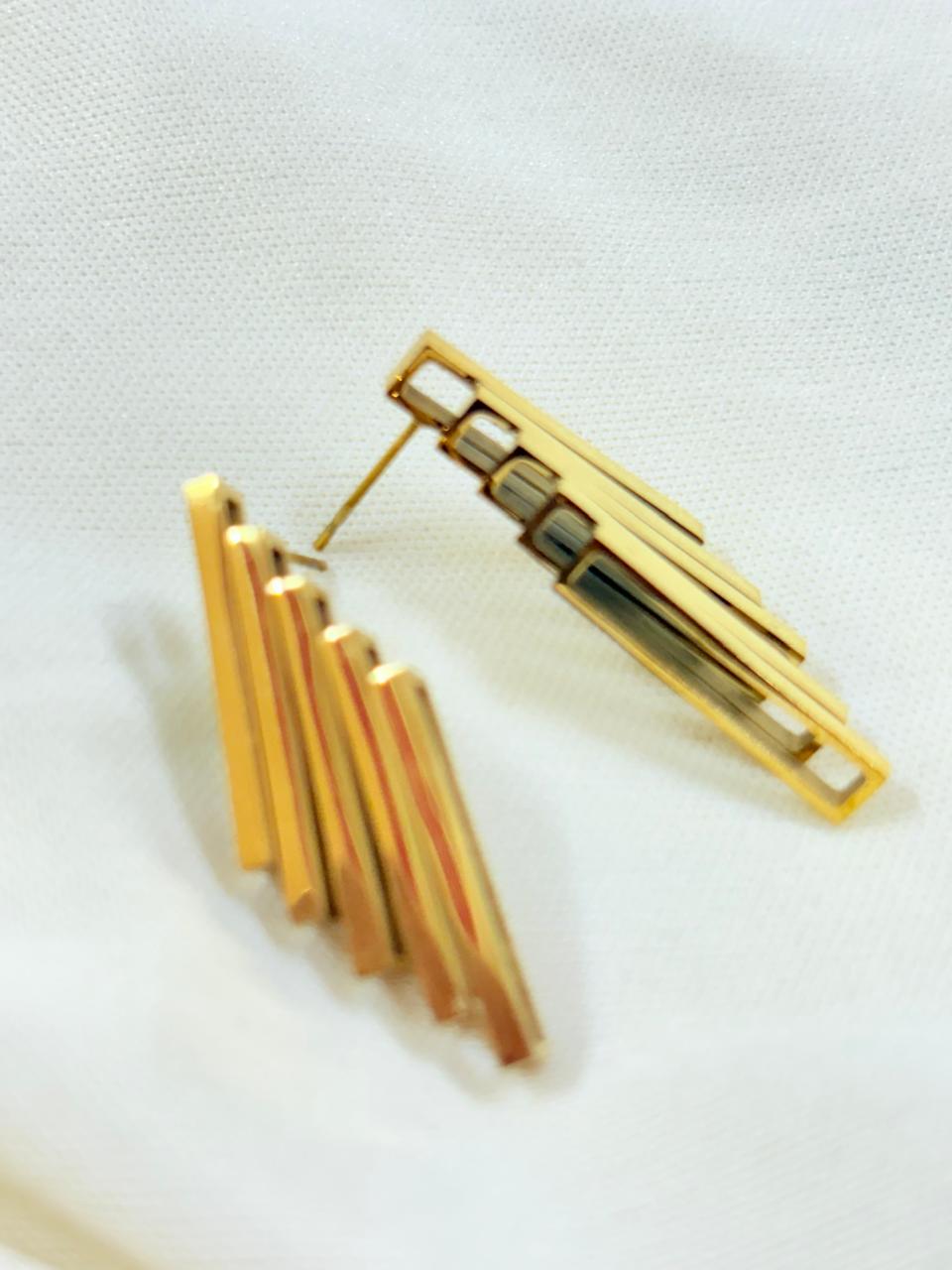 Gold Plated Twirl Shine Earrings - Bloom