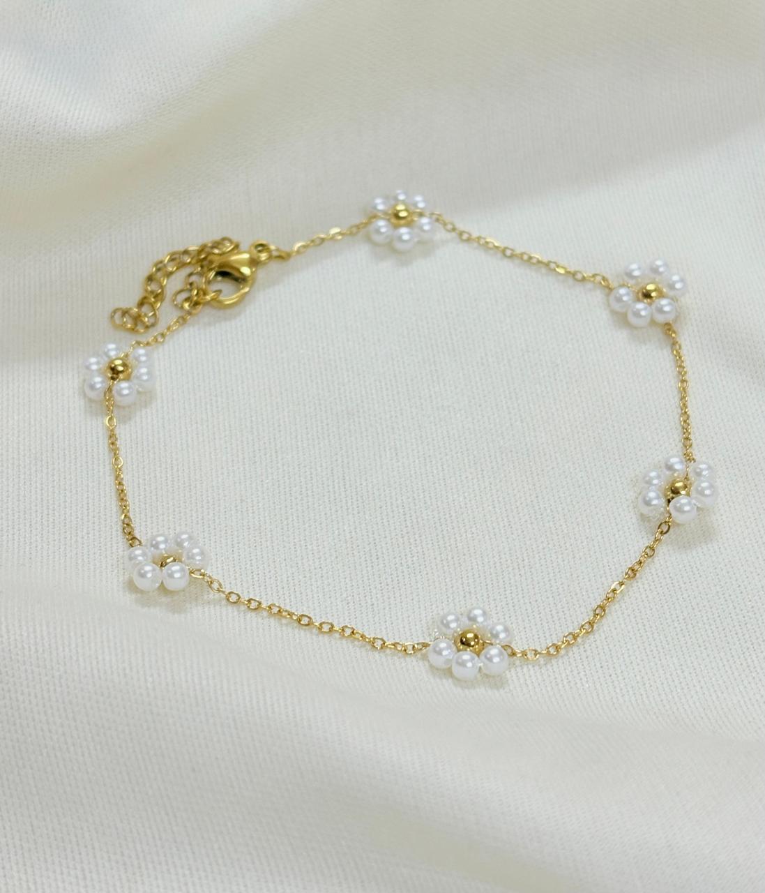 Flora Pearl Chain Bracelet - Bloom