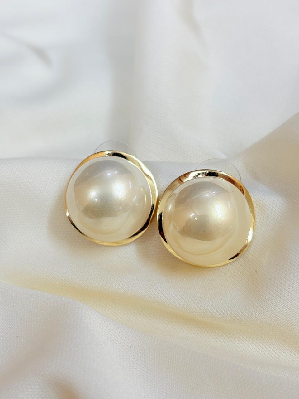 Ivory Drop Pearl Earring - Bloom