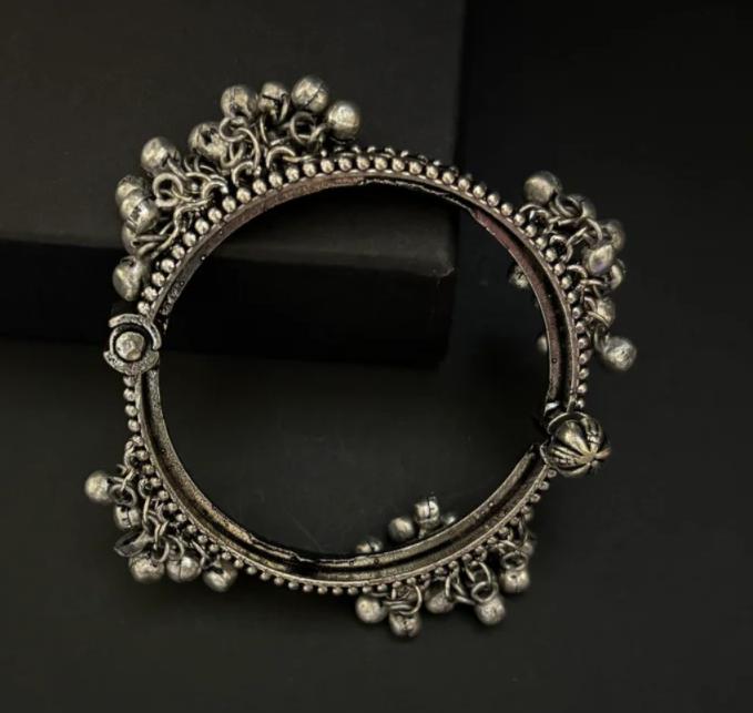 oxidised metal jewellery