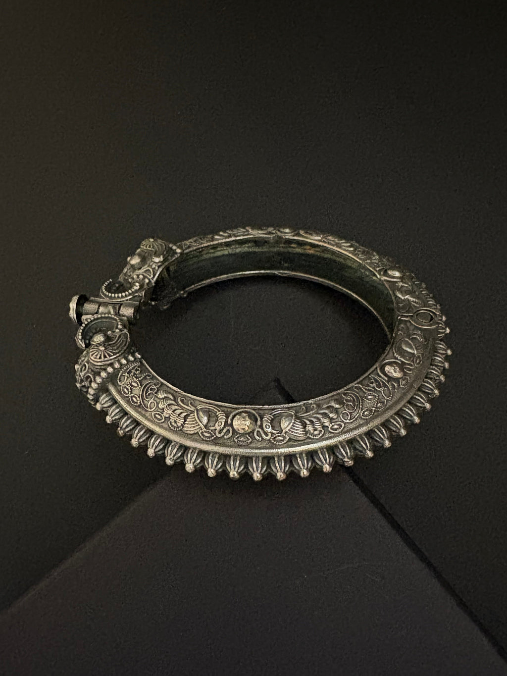 Crafted Elephant Head Kada