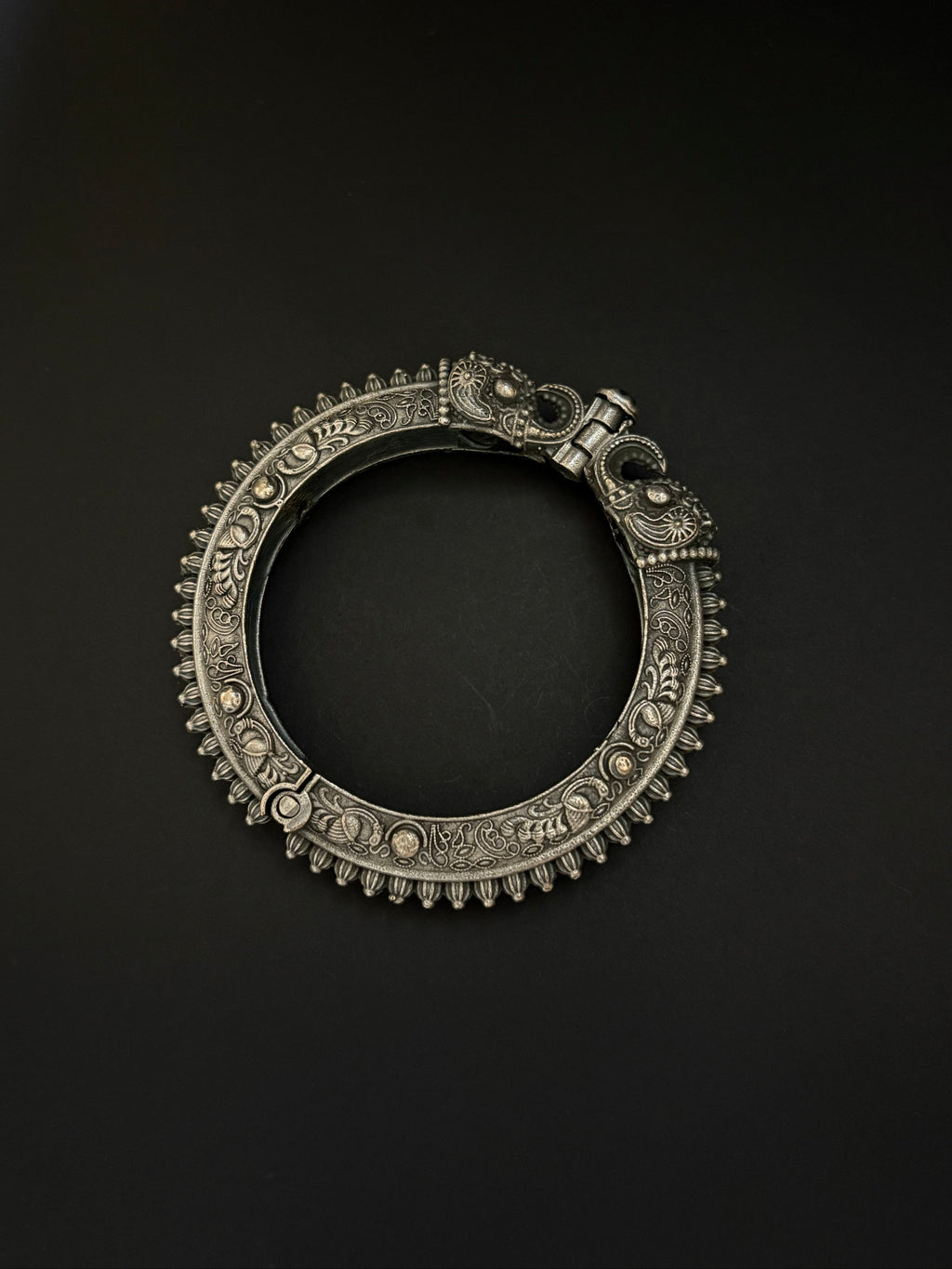 Crafted Elephant Head Kada