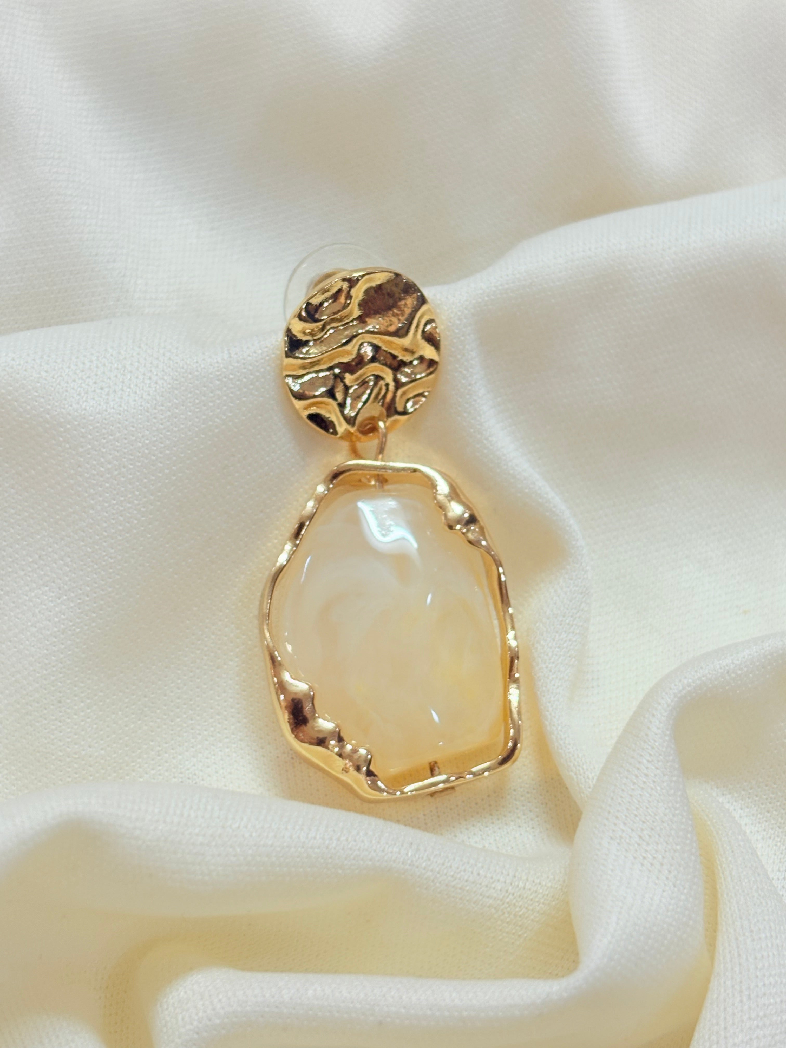 Golden Ivory Melt Earrings - Bloom