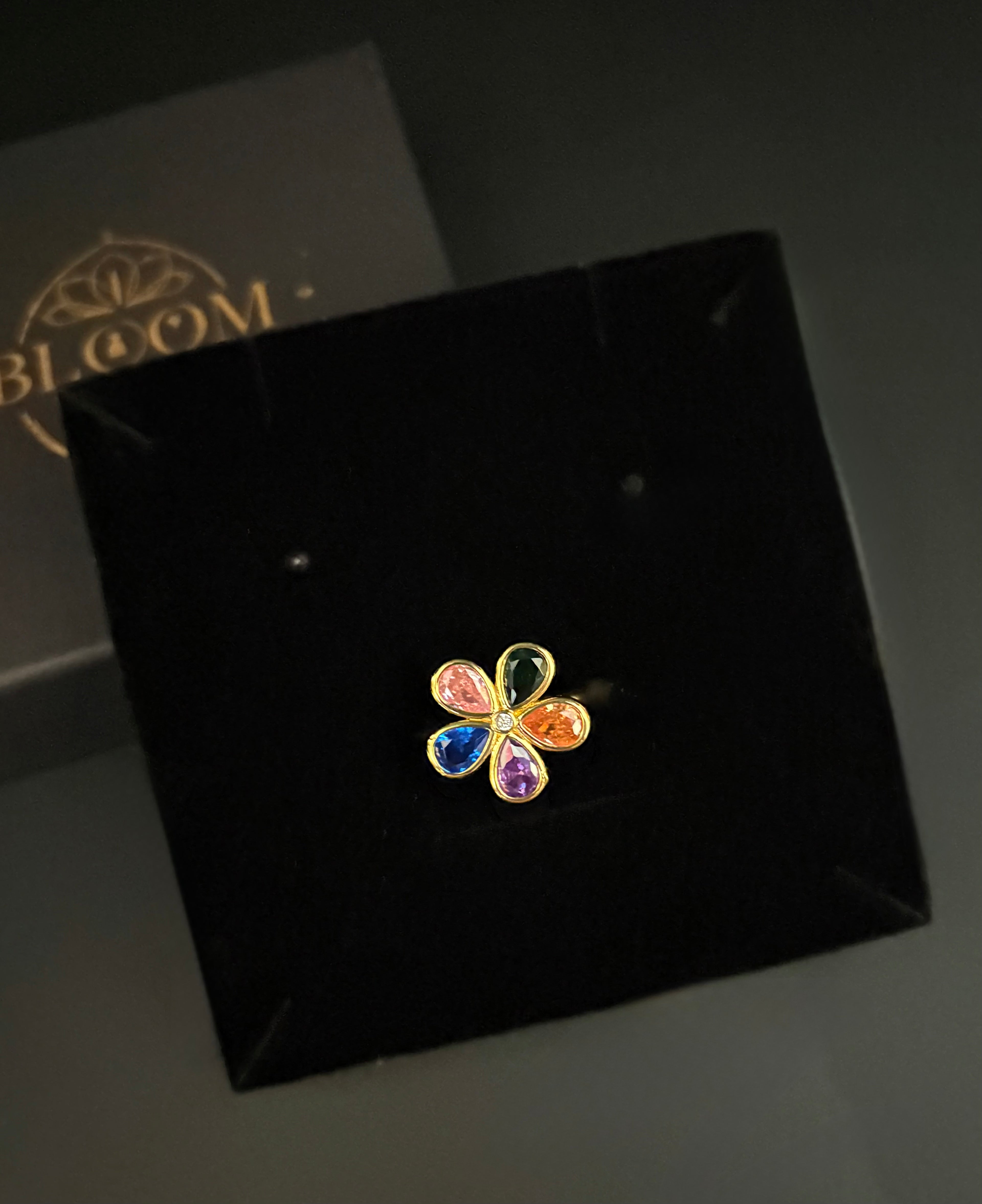 The Happy Petal Ring