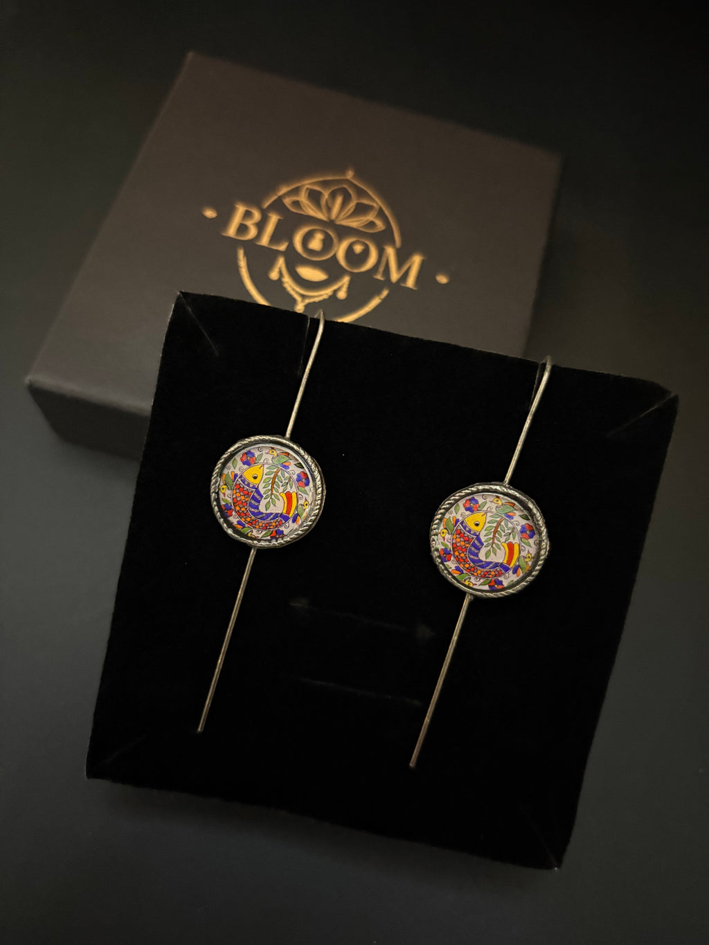 Contemporary Circle Panel Drops