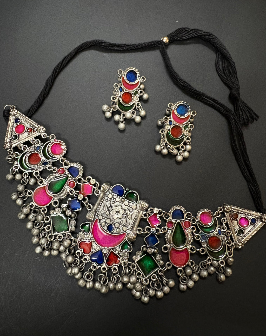 Satrangi Choker Set