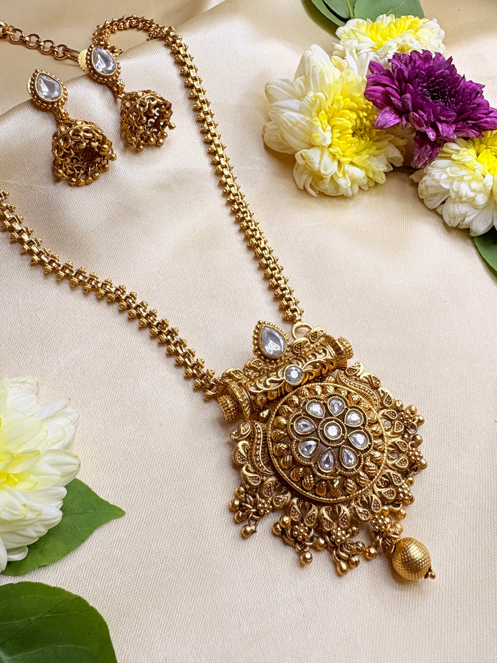 Indian Antique Gold Plated Necklace with Jhumka Earrings