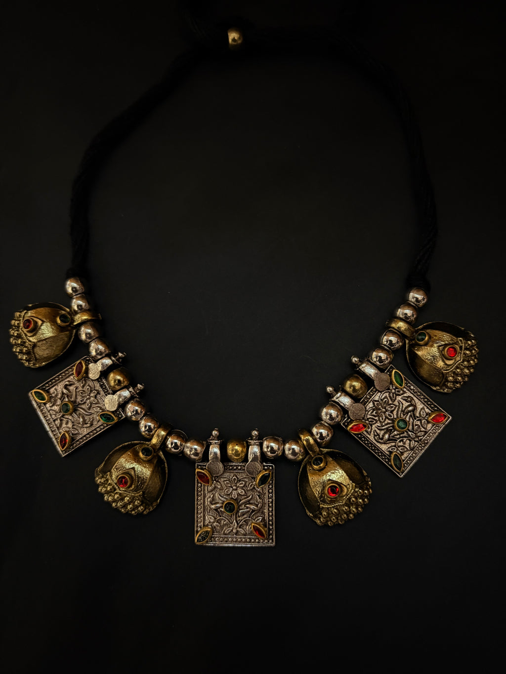Lokdhara Oxidised Talisman Haar