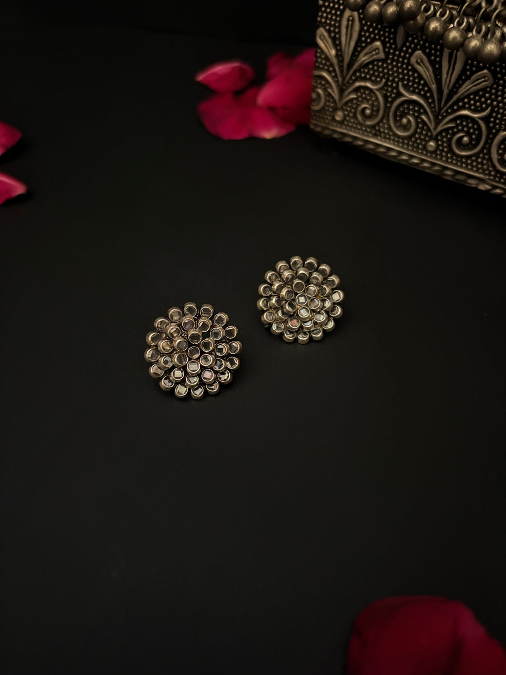 Noor Studs