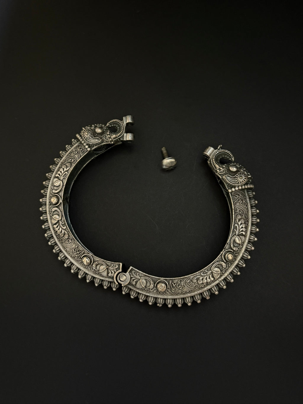 Crafted Elephant Head Kada