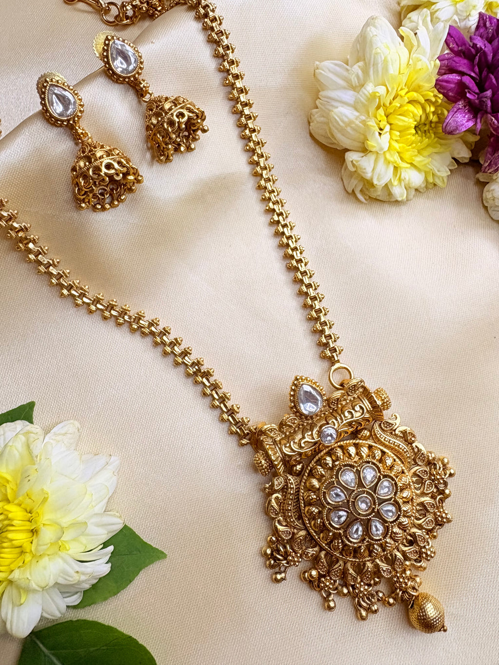 Indian Antique Gold Plated Necklace with Jhumka Earrings