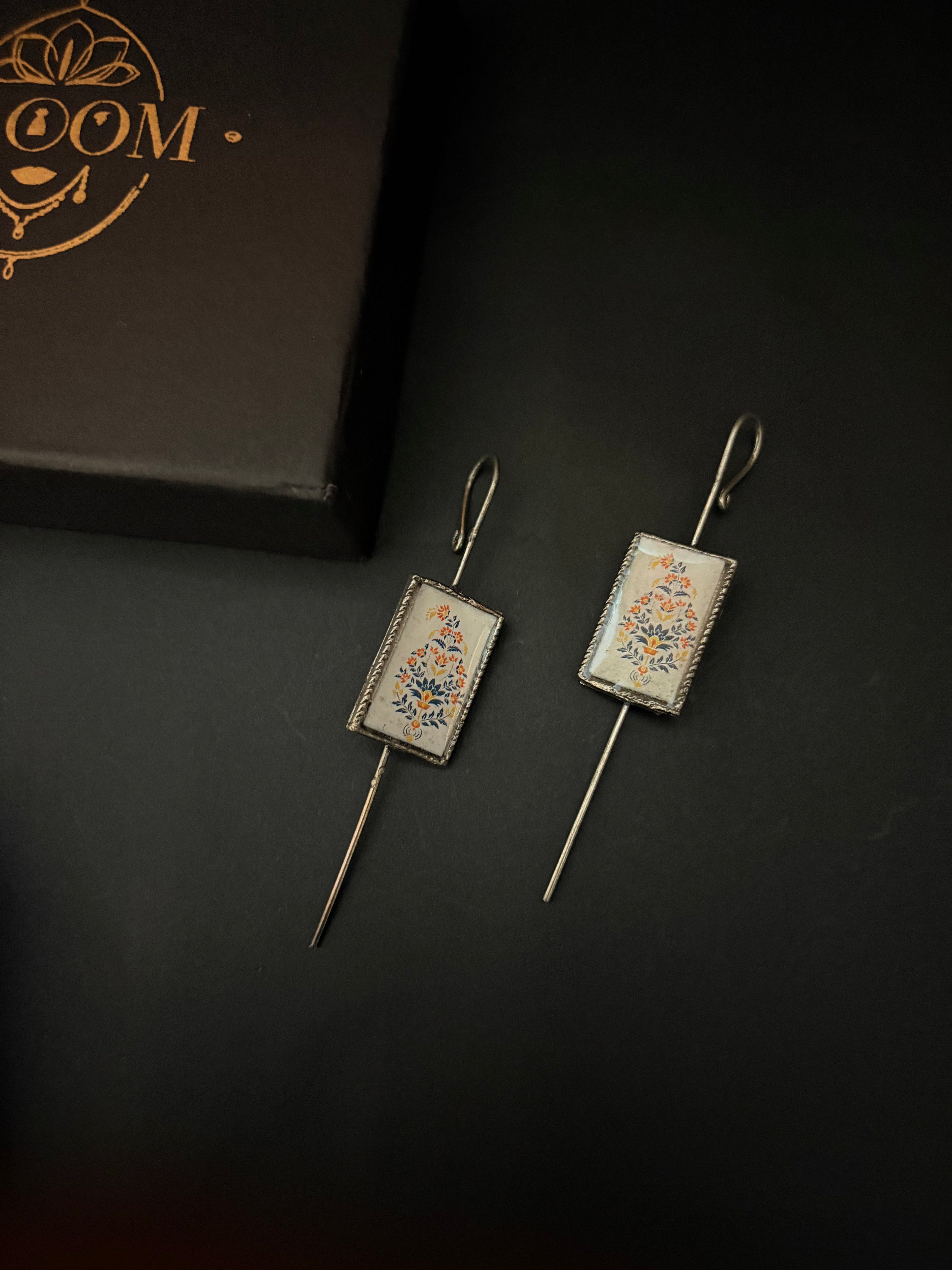 Nysa Miniature Stick Earrings