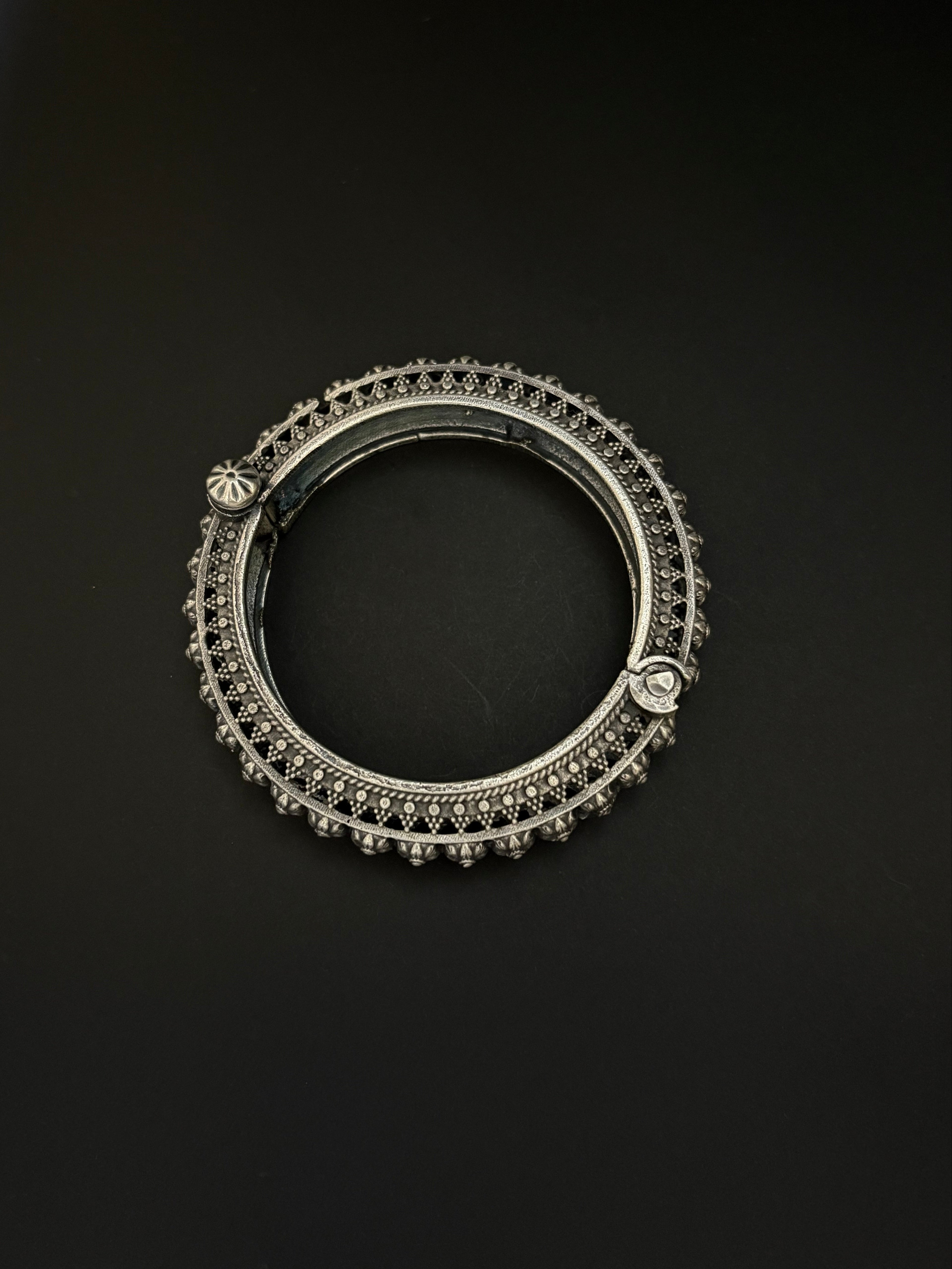 Ethnic Silver Kada