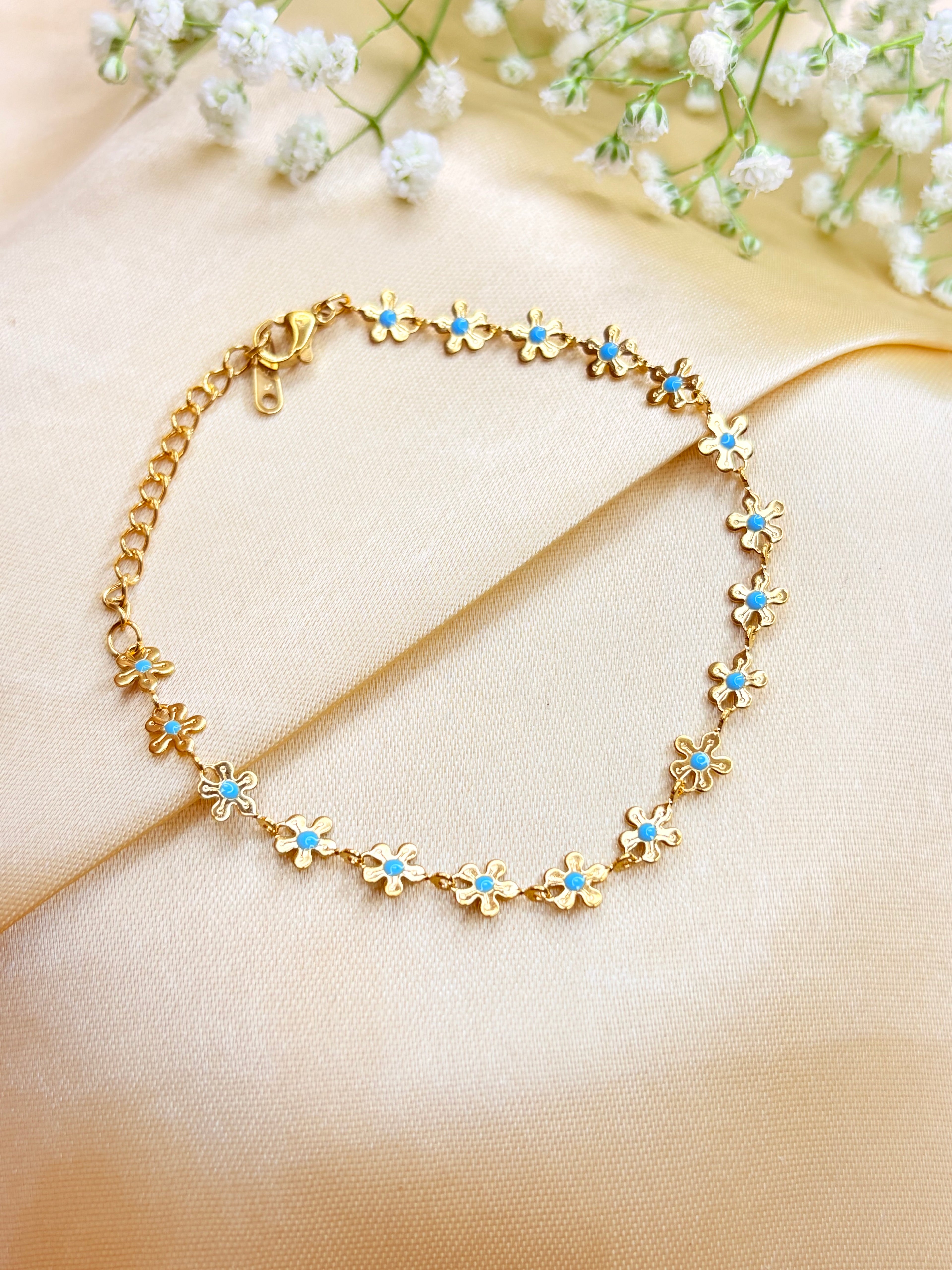 Dainty Floral Gold Bracelet