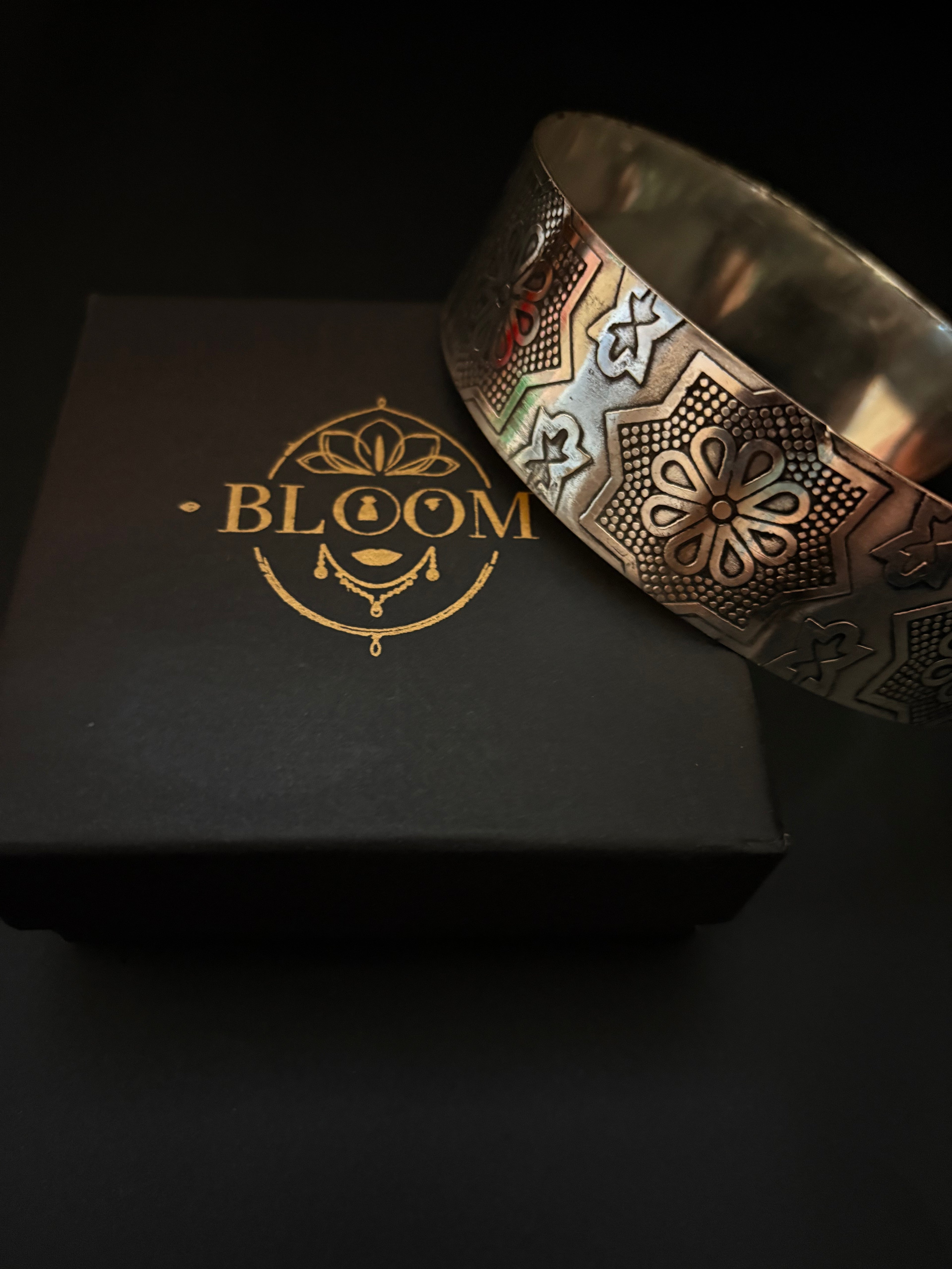 Open Collar Necklace