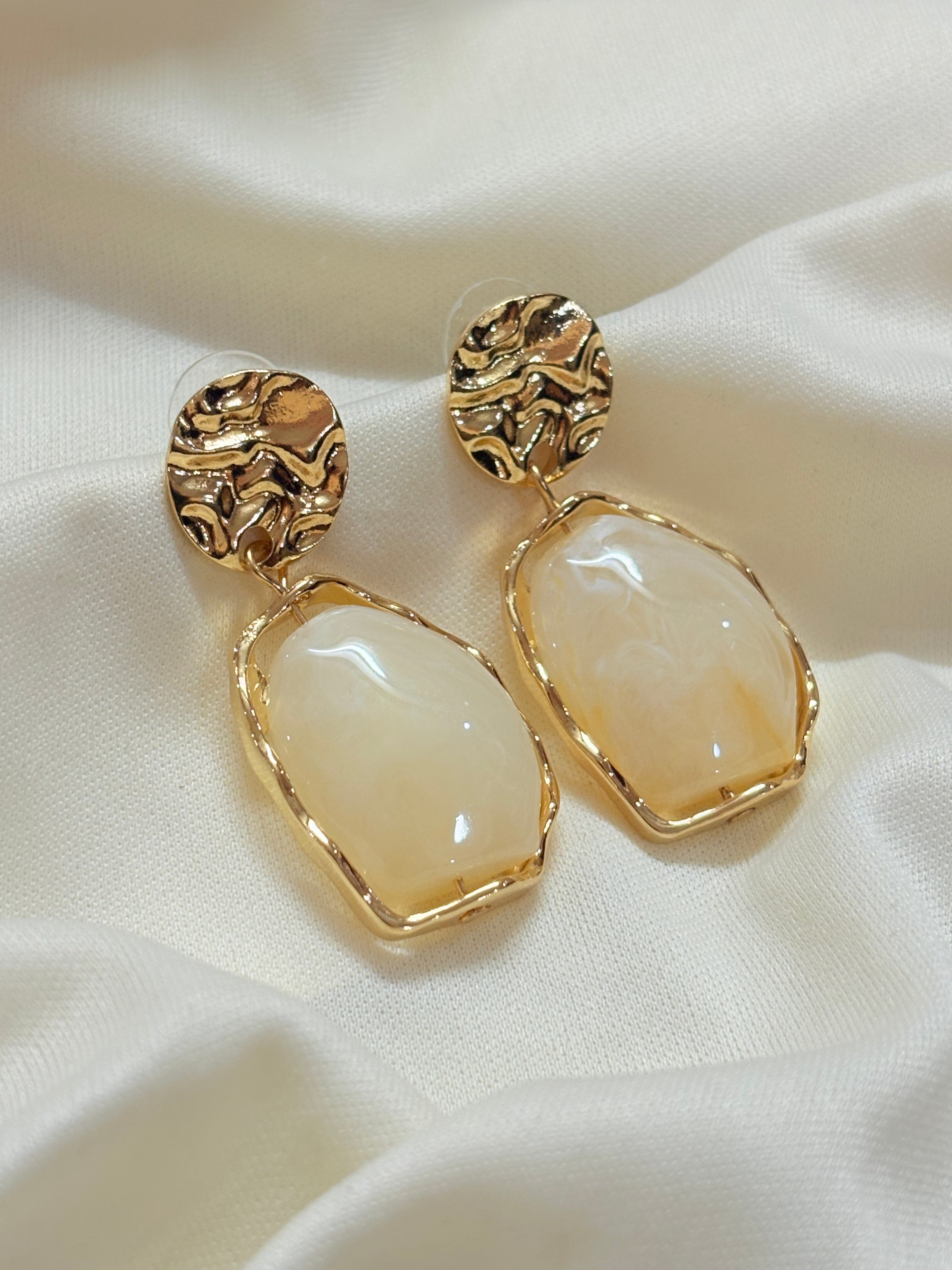 Golden Ivory Melt Earrings - Bloom