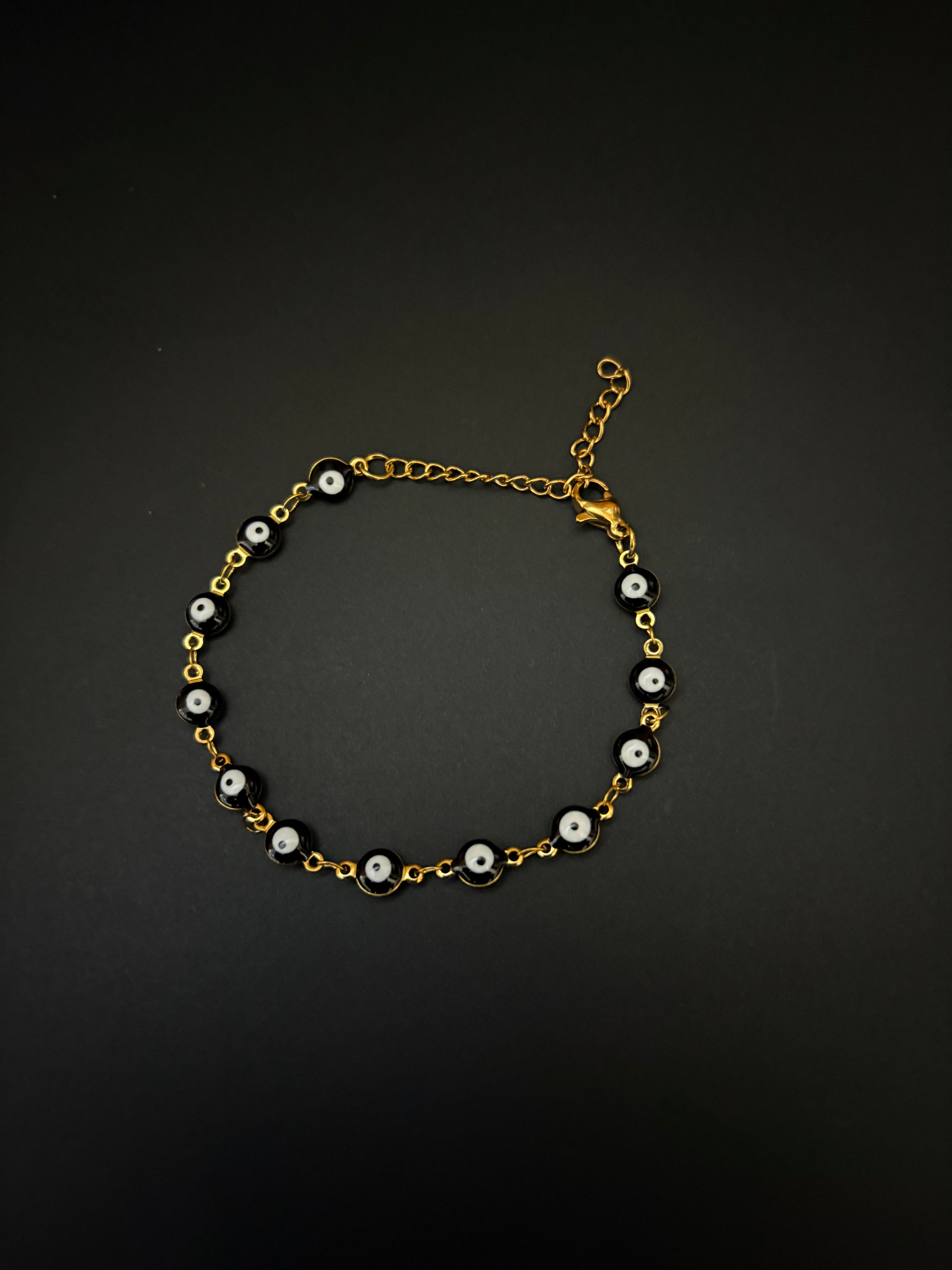 Elara Aegis Necklace