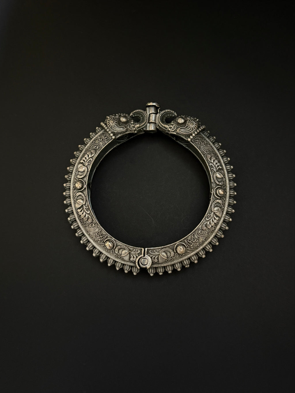 Crafted Elephant Head Kada