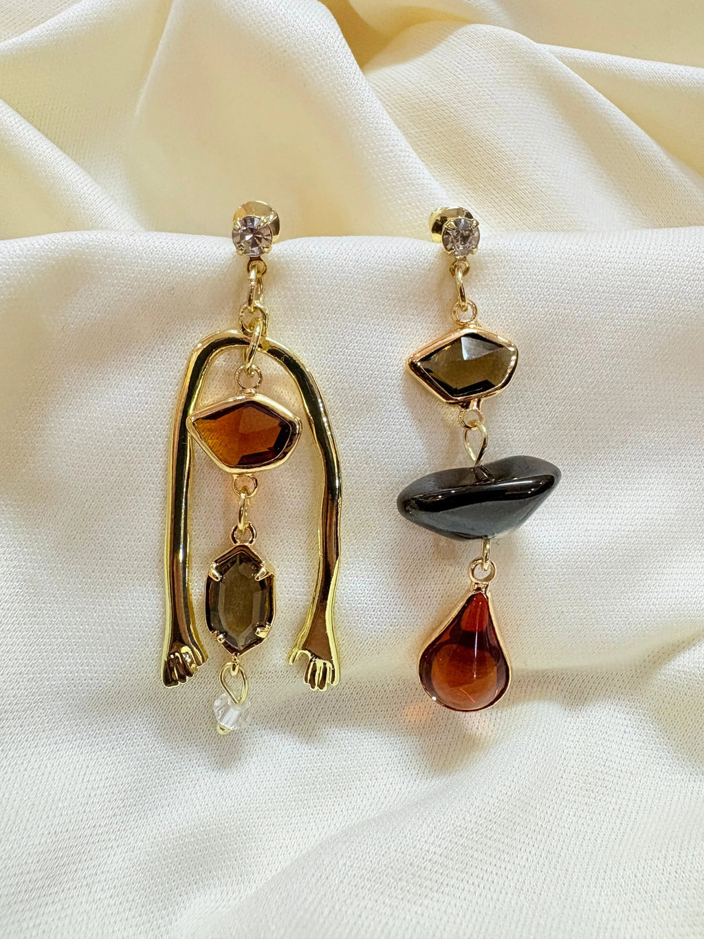 Golden Gem Drip Earrings - Bloom