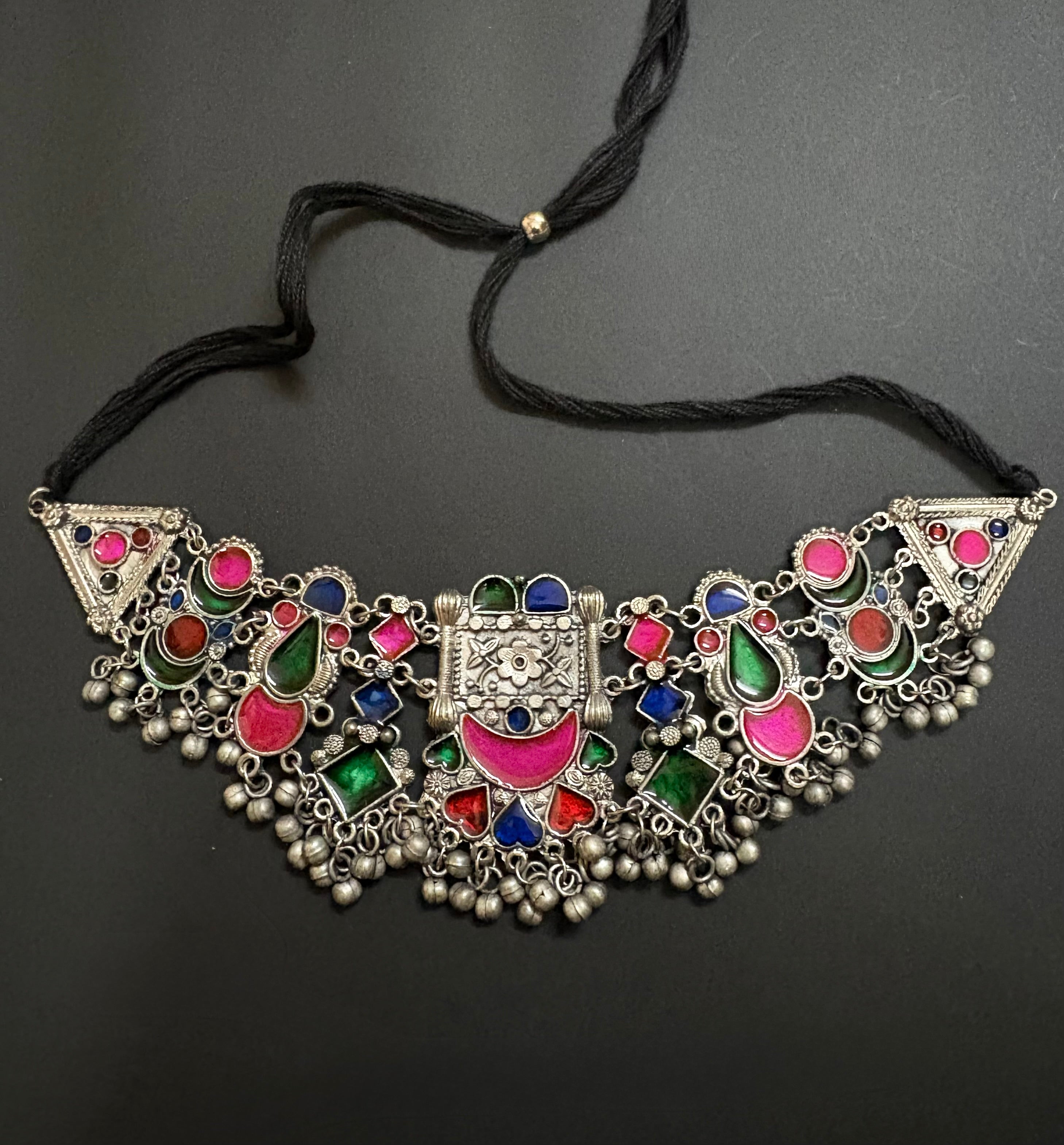 Satrangi Choker Set