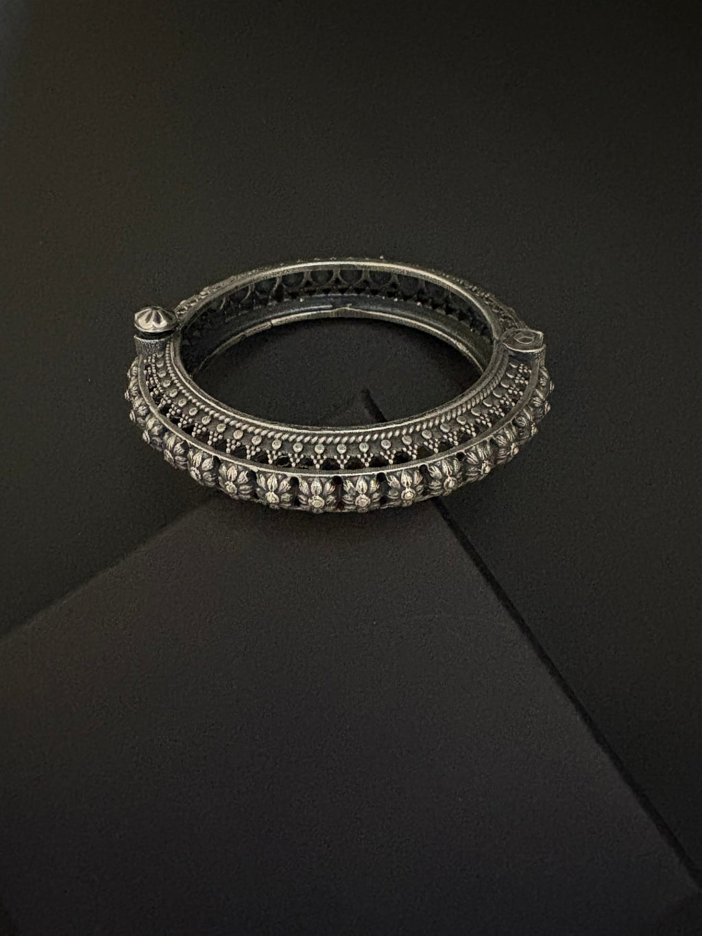Ethnic Silver Kada