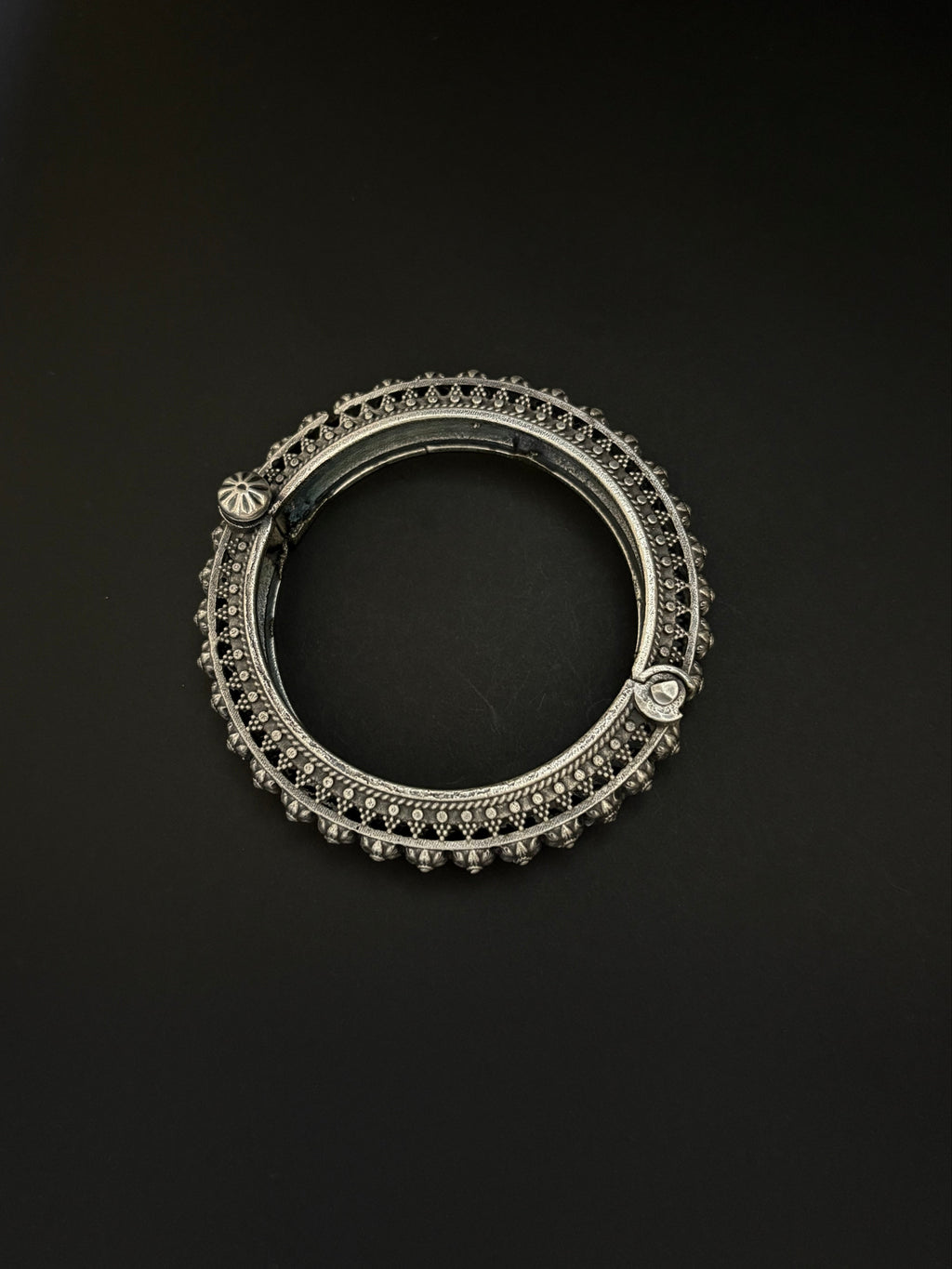 Ethnic Silver Kada