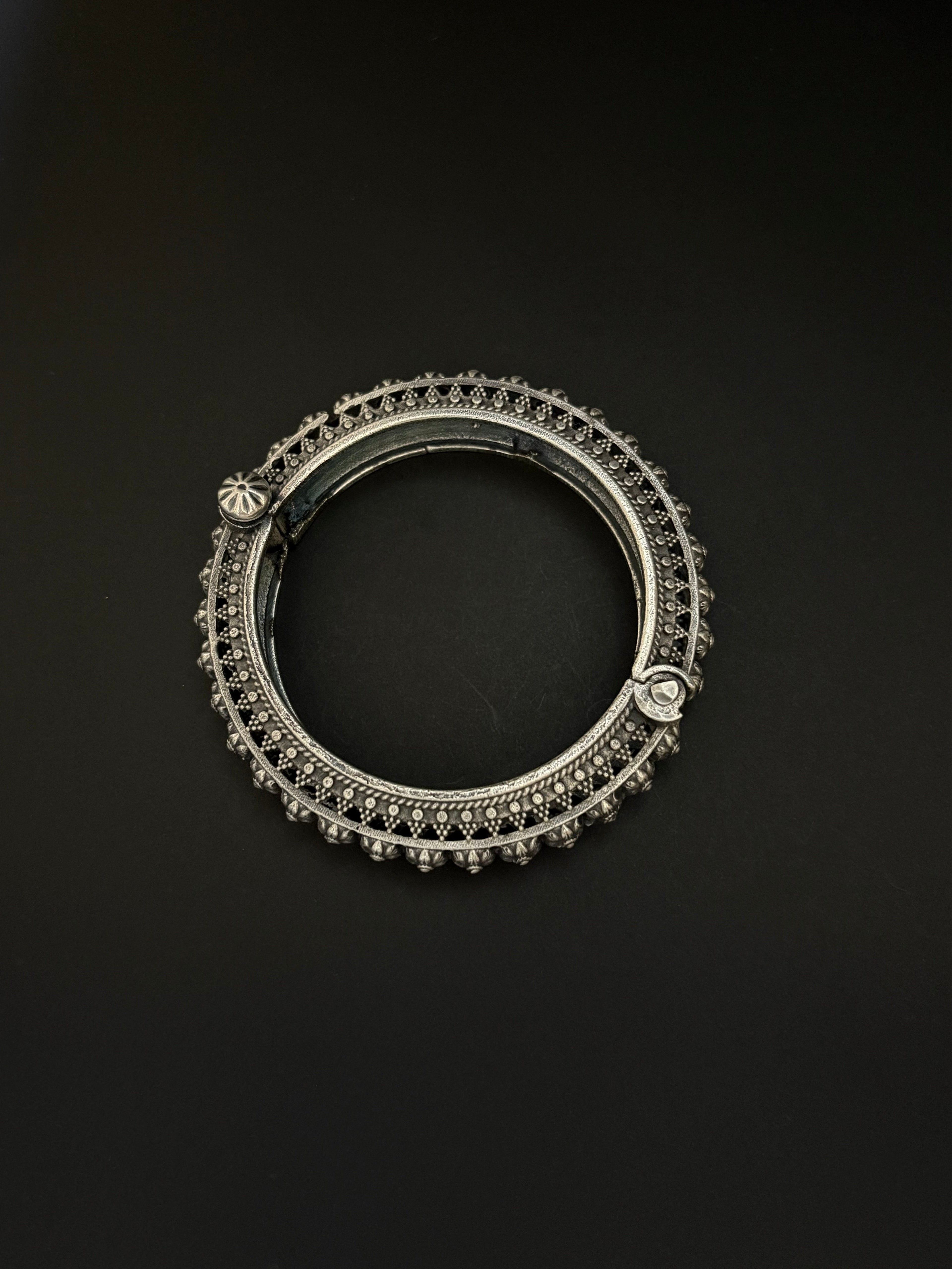 Ethnic Silver Kada