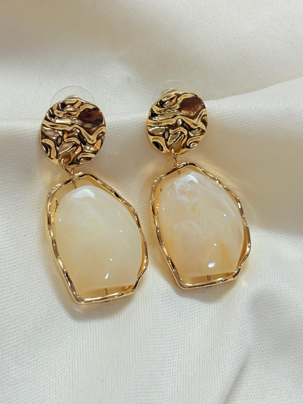 Golden Ivory Melt Earrings - Bloom