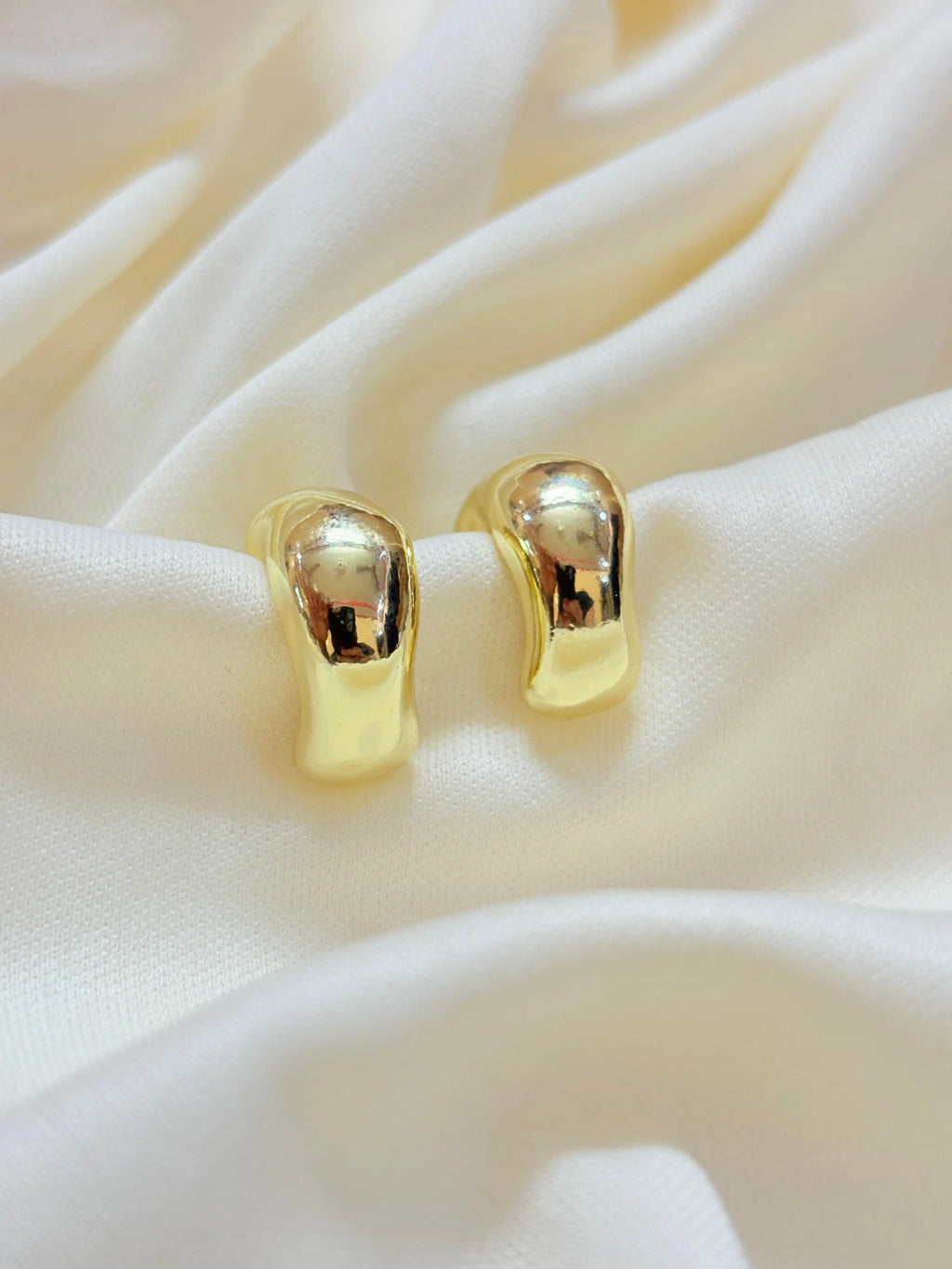 Golden Curls Earrings - Bloom