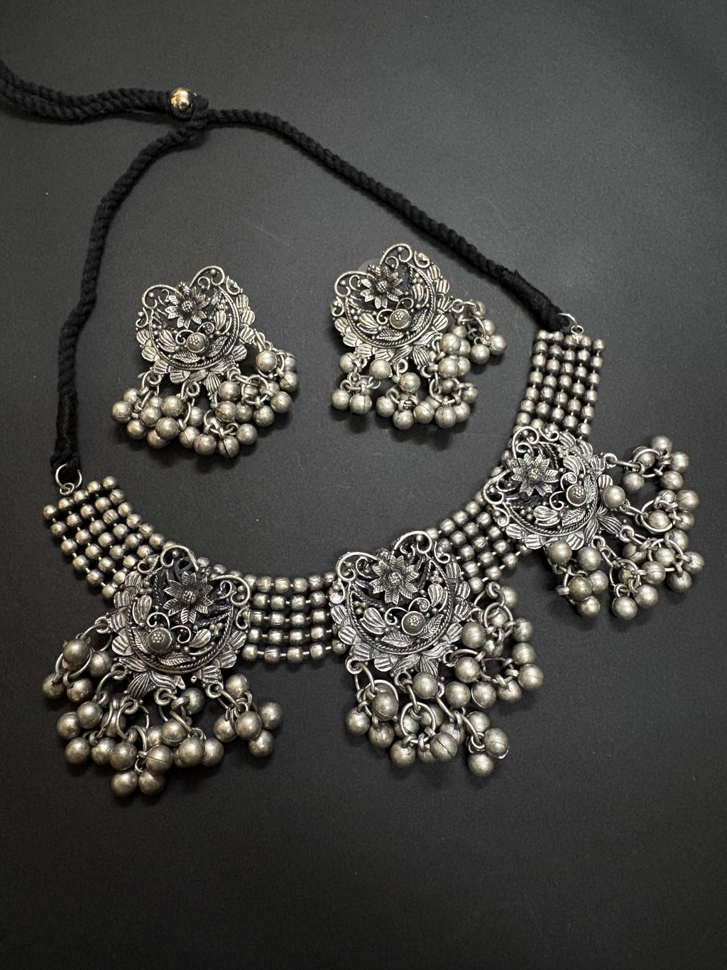 Floral Ghungroo Choker Necklace Set with Earrings