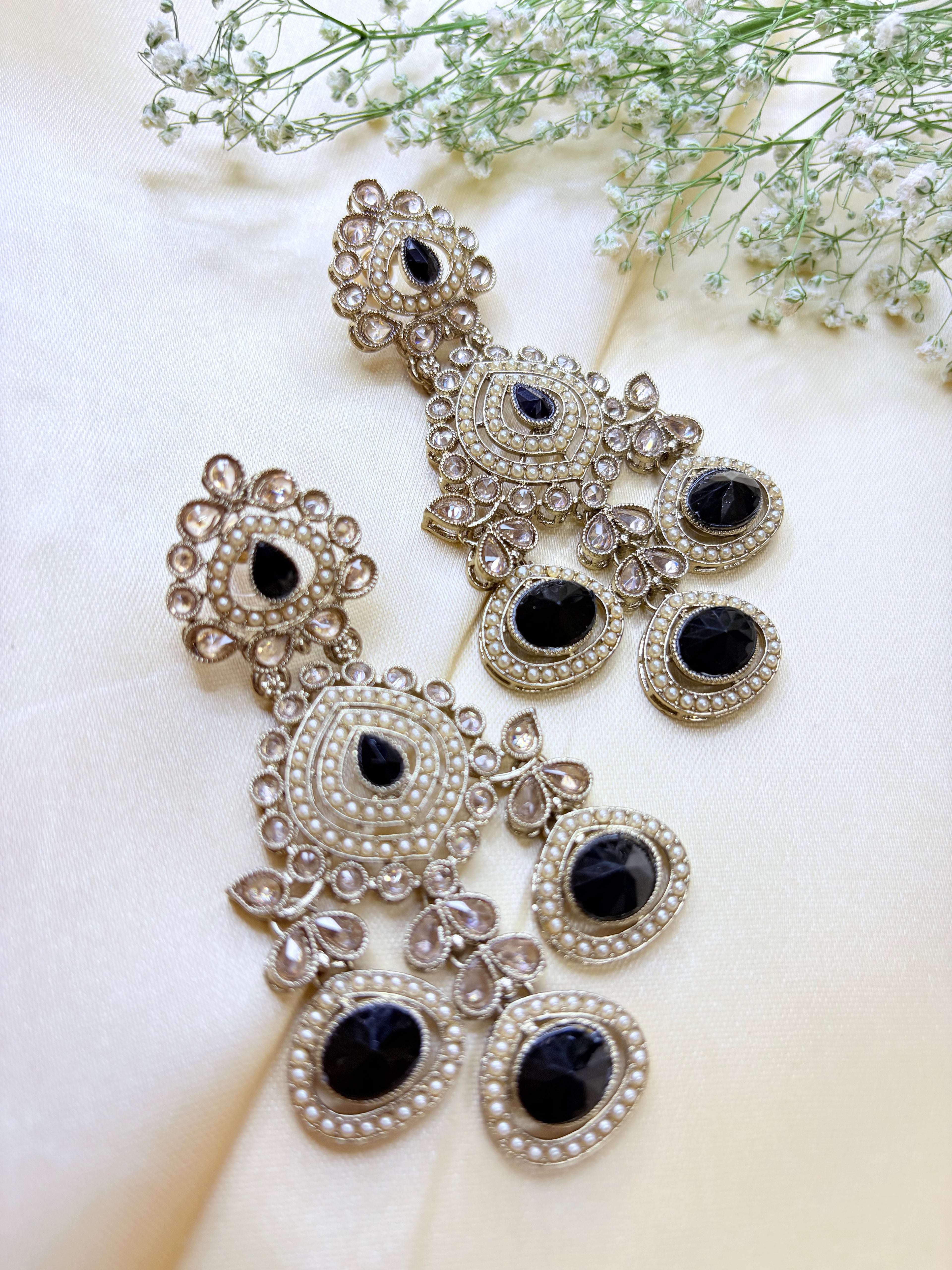 Kundan-Style Green Stone & Pearl Jhumka Earrings Bloom