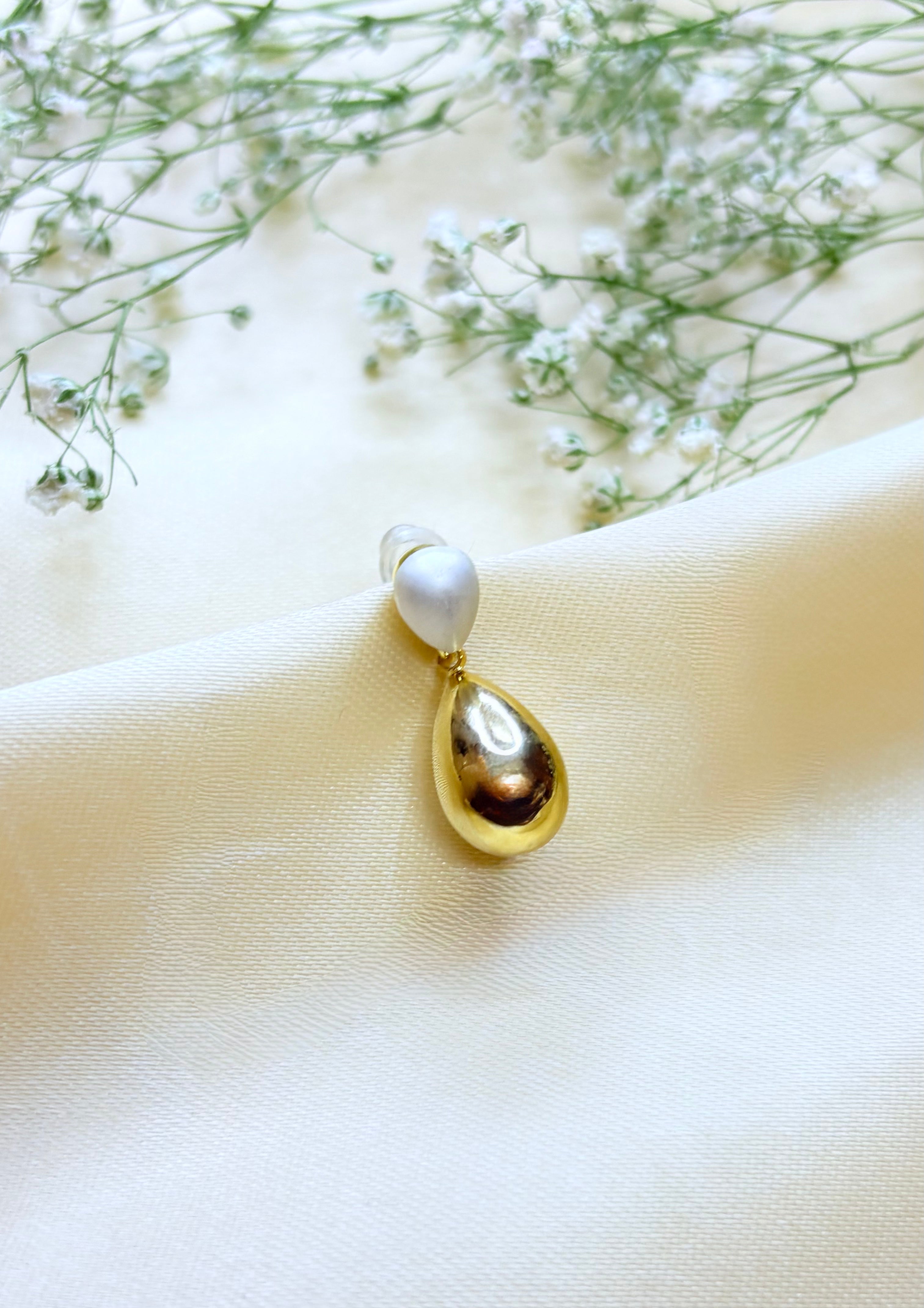 White Pearl Gold Drop Earrings