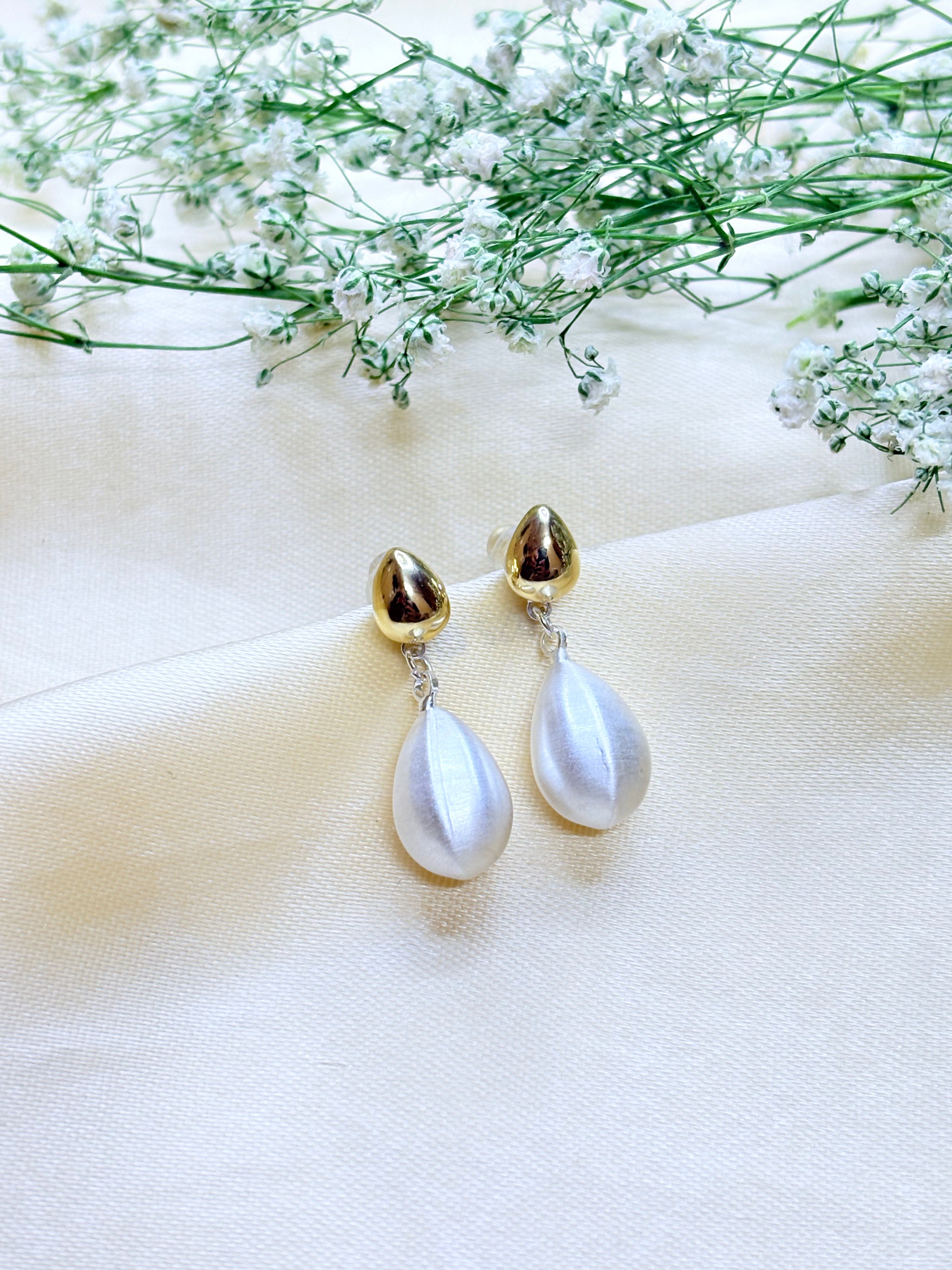 White Pearl Gold Drop Earrings