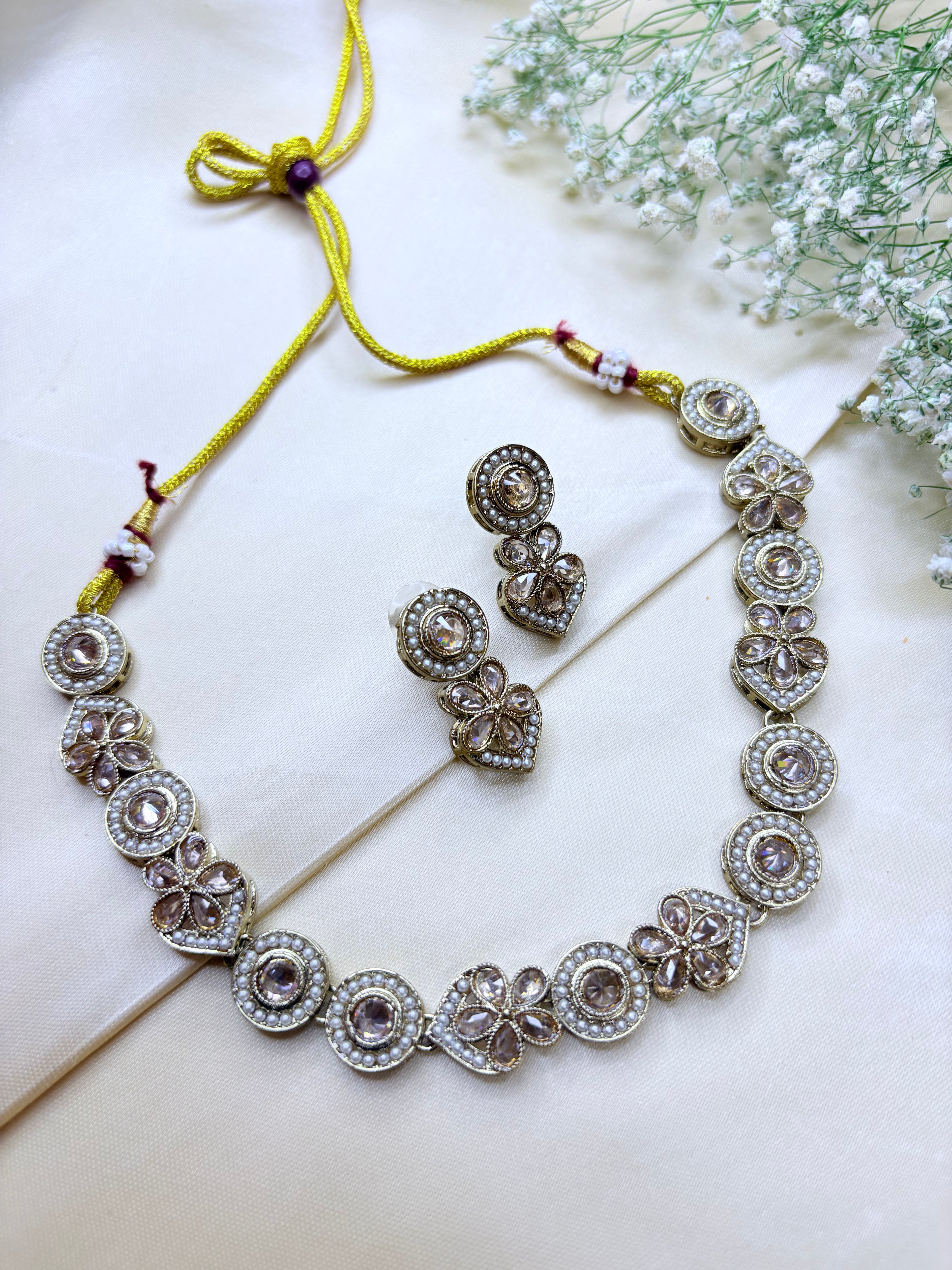 Antique Gold Finish Choker Set with Earrings