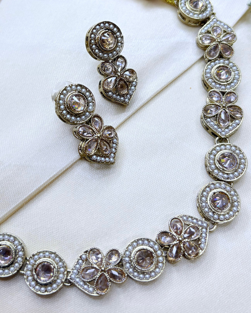 Antique Gold Finish Choker Set with Earrings