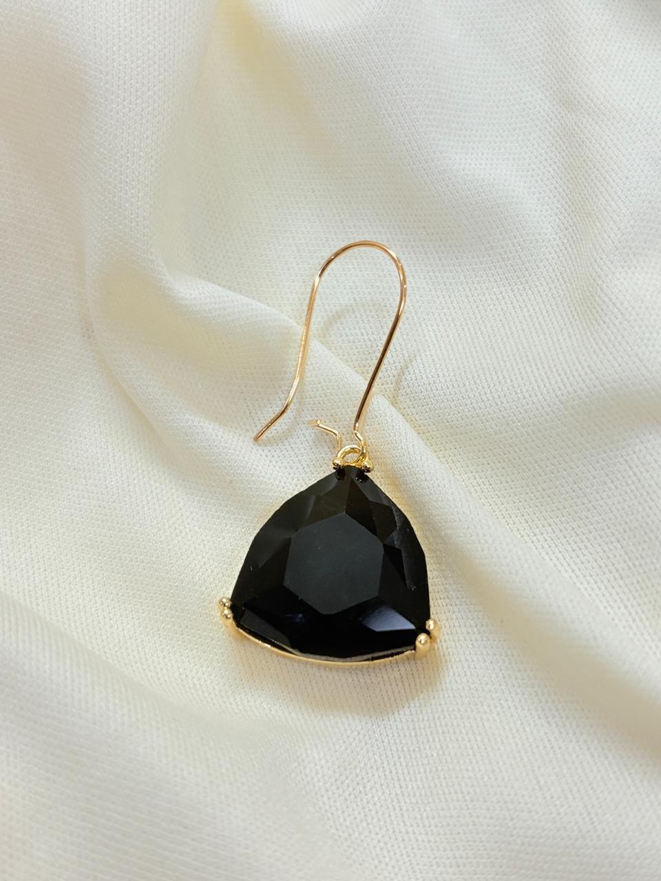 Black Dangle Earrings - Bloom