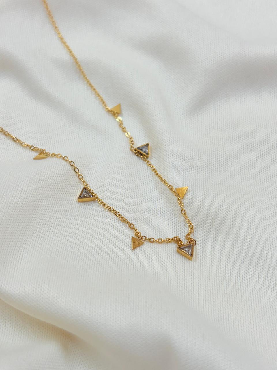 Tiny Triangular Treasures Neck-piece - Bloom