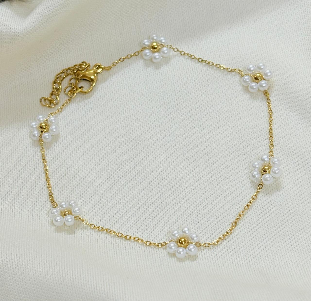 Flora Pearl Chain Bracelet - Bloom