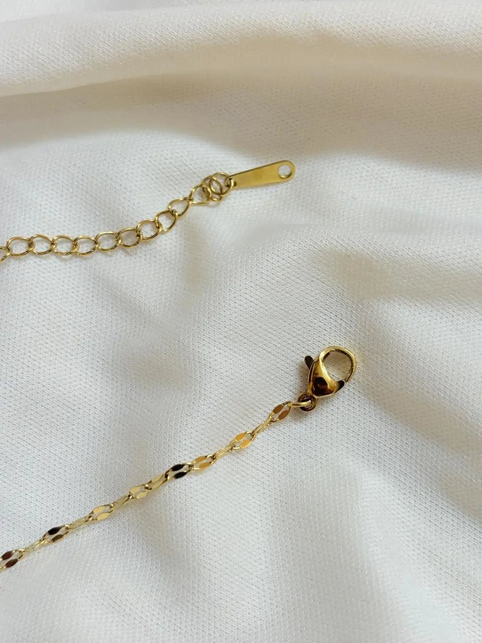 Leafy Glow Pendant Neck piece - Bloom