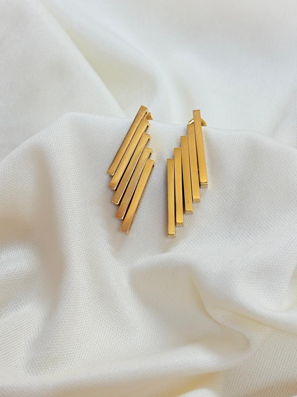 Gold Plated Twirl Shine Earrings - Bloom